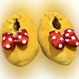 Disney Parks exclusive Minnie Mouse slipper